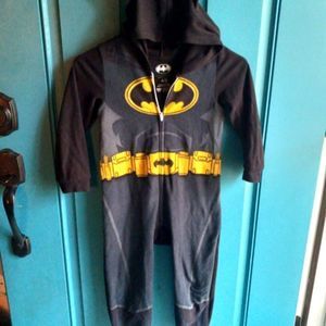 🔴 2/$20 Batman fleece one piece zip up pajama costume footless hooded 4/5 boy